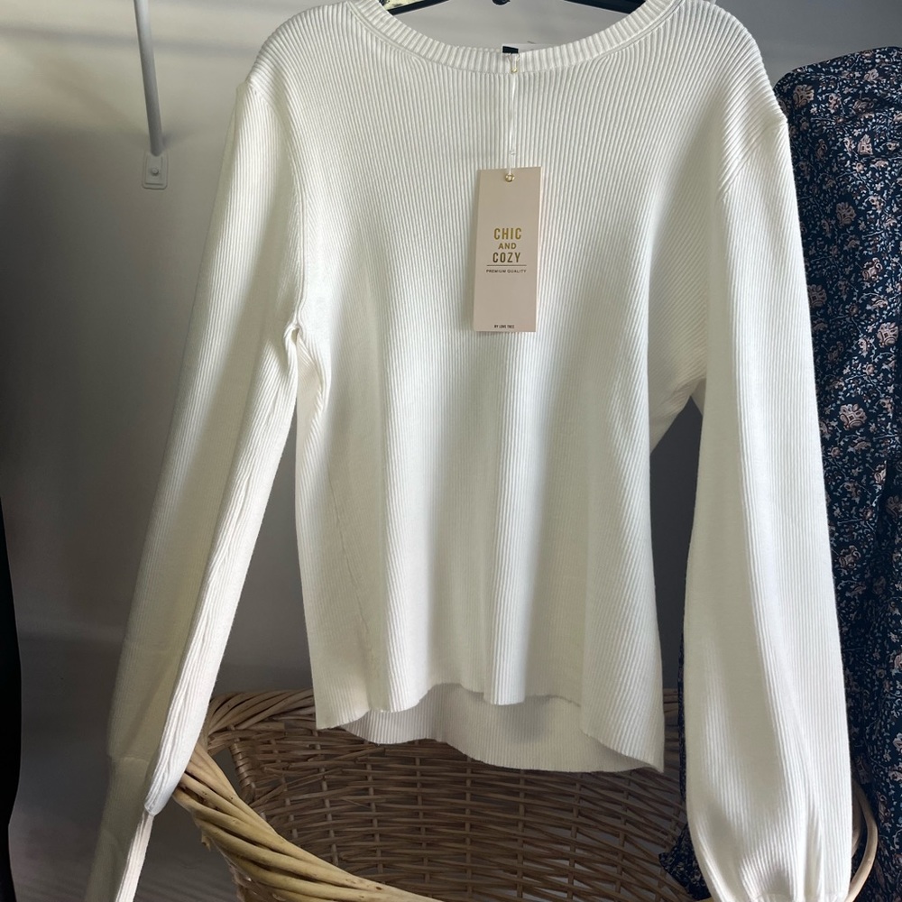 Lovely puff sleeve sweater